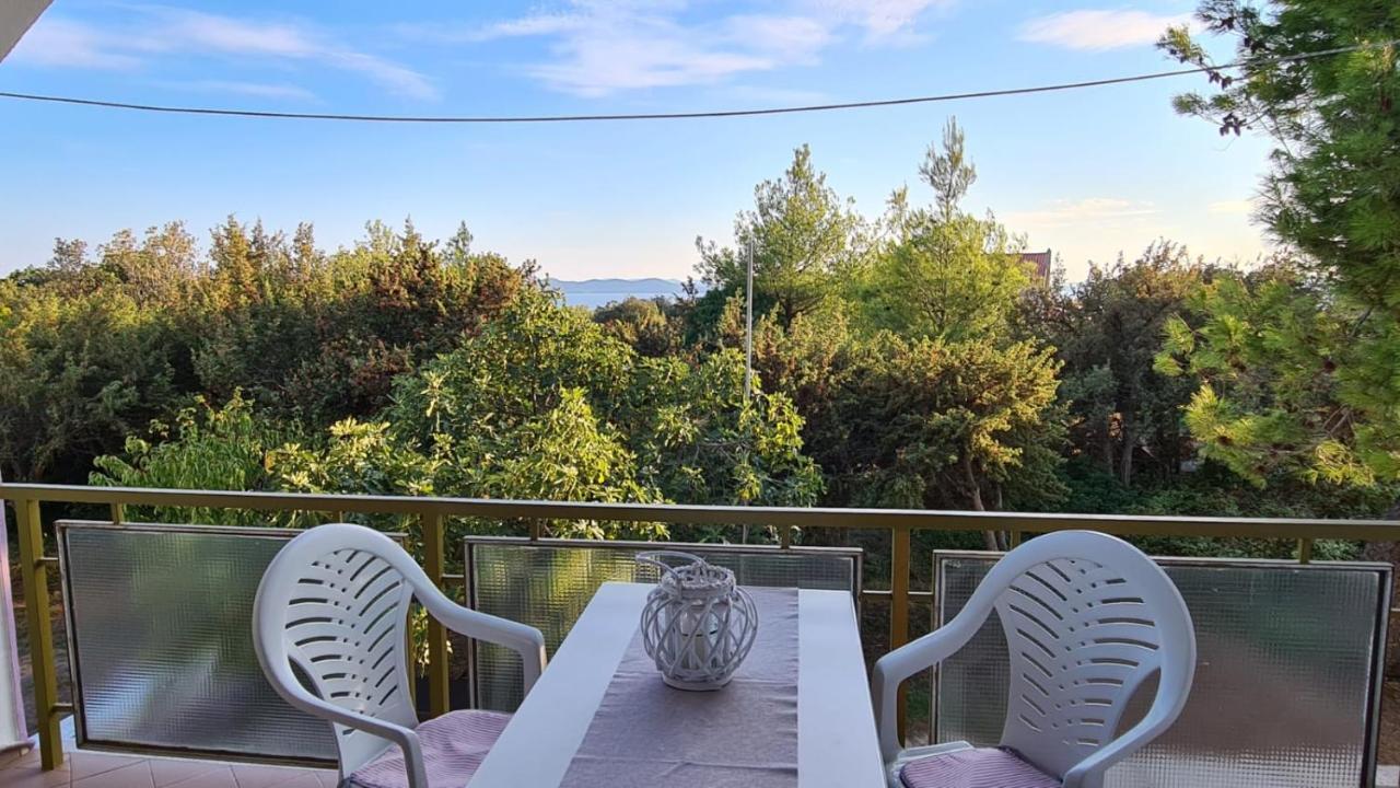 Apartmani Jelena Петркане Екстериор снимка